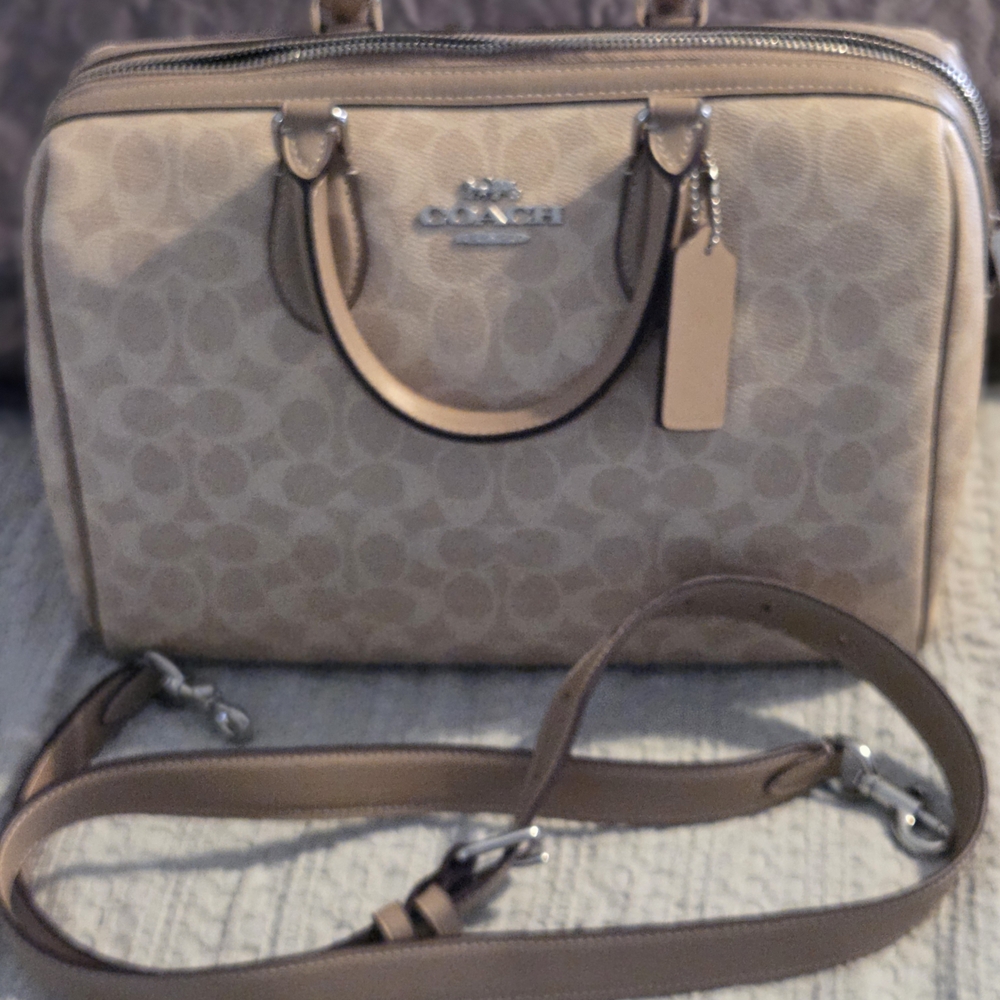 EUC Coach Large Rowan In Silver, Sand, Taupe Signature Canvas